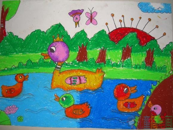 幼儿绘画图片作品，幸福一家