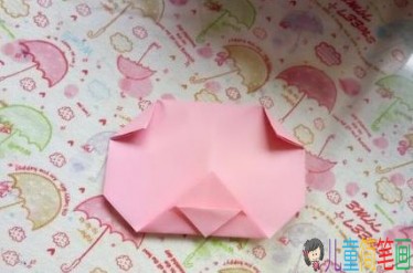 幼儿折小猪的简单折法，小猪手工折纸步骤图解