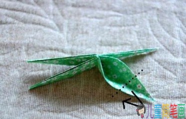 儿童手工四叶草简单折法图解