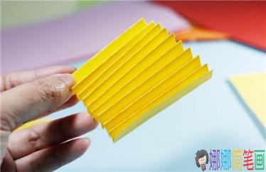 五一劳动节奖章的小手工制作方法