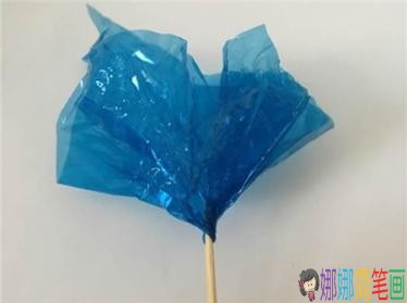 儿童手工七彩糖果纸花朵制作