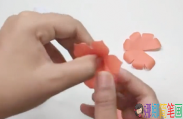 2019儿童节彩色花朵手工制作