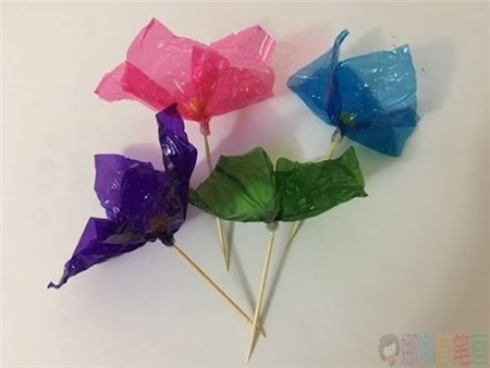 教你做糖纸花朵儿童手工