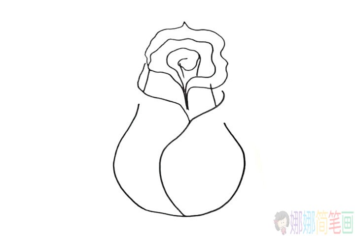 教小朋友画一朵漂亮的玫瑰花