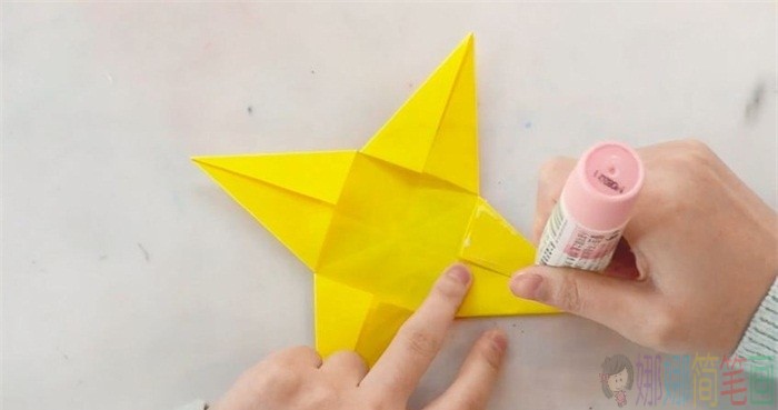 星星折纸图片步骤