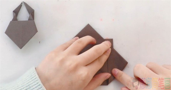 圣诞节麋鹿手工折纸教程