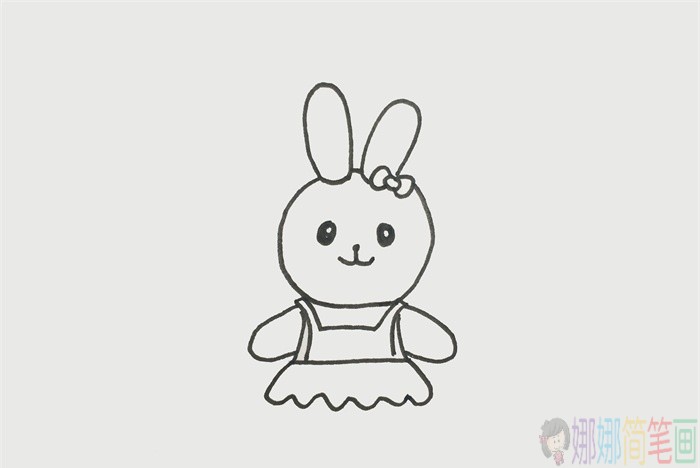 小兔子的简单画法,小白兔简笔画