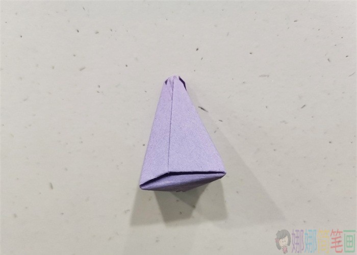 郁金香花朵折纸教程图解