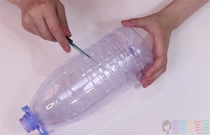 废旧塑料瓶创意手工教程