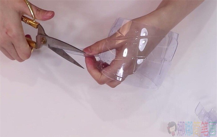 废旧塑料瓶创意手工教程