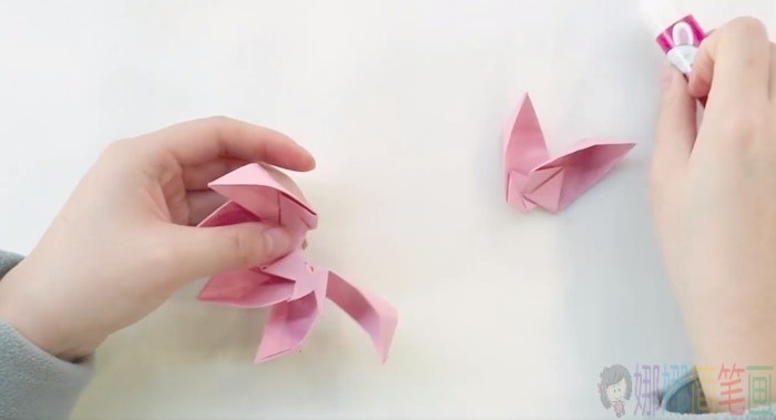 莲花手工折纸图解步骤