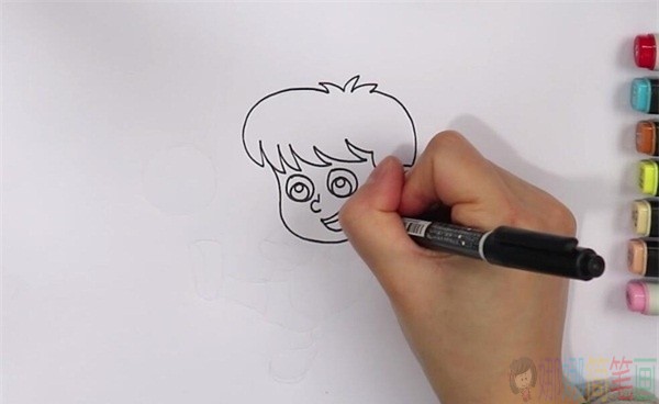 足球运动员简笔画,踢足球儿童画图片
